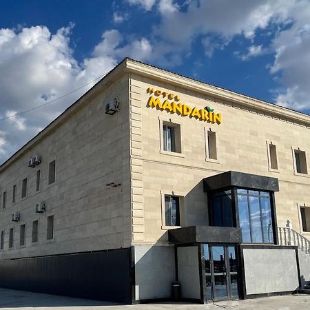 Hotel Mandarin Atyrau Exterior photo